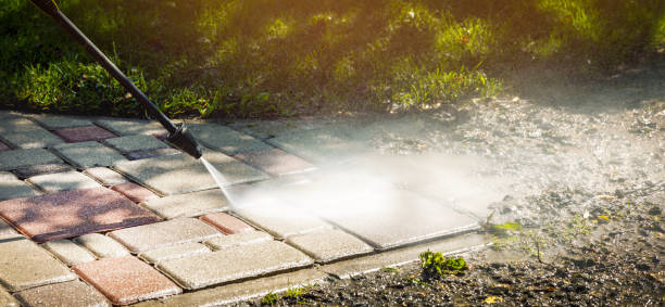 Best Patio and Deck Pressure Washing  in Graymoor Devondale, KY